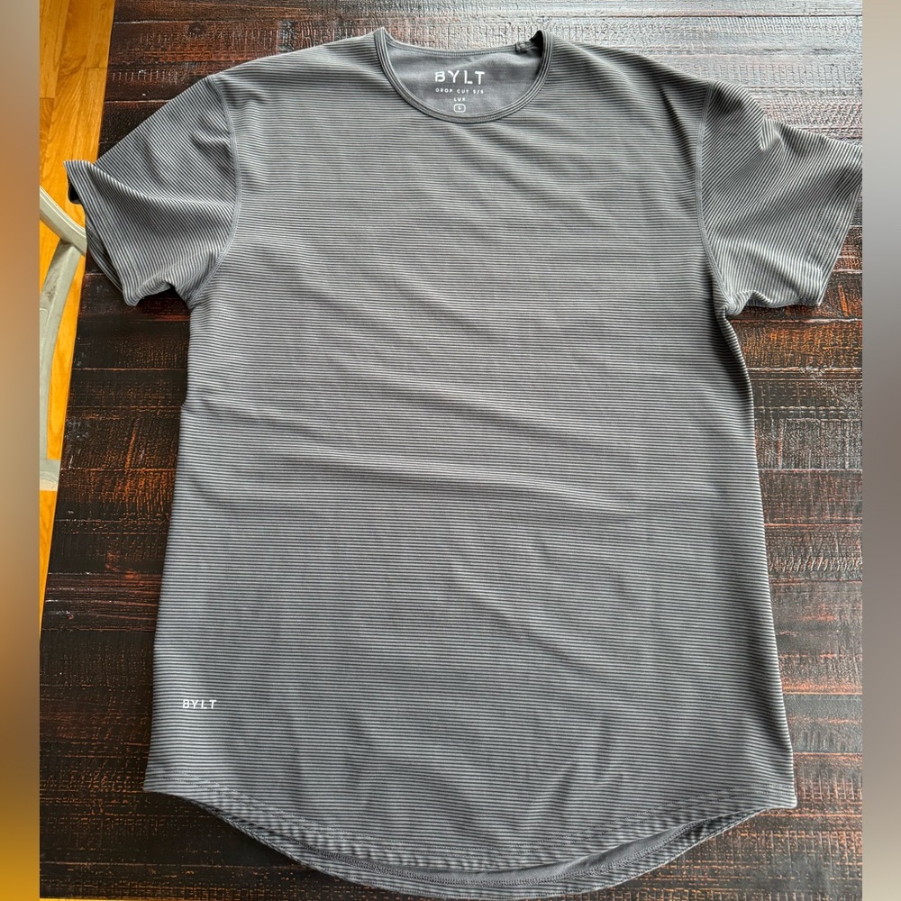 Men’s - BYLT - L - S/S Drop cut - gray and white stripes